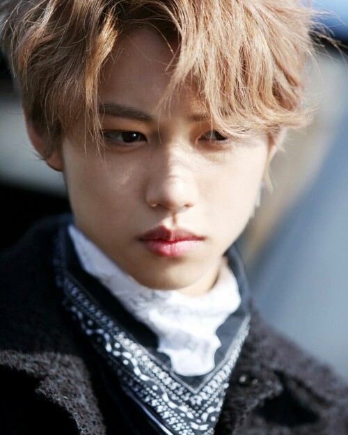 felix straykids 29093408 140374106798576 4106409843634470912 n (2)