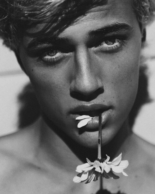 tumblr 637a54d3b3a5335f6080ff4632fc0835 52a935cb 1280