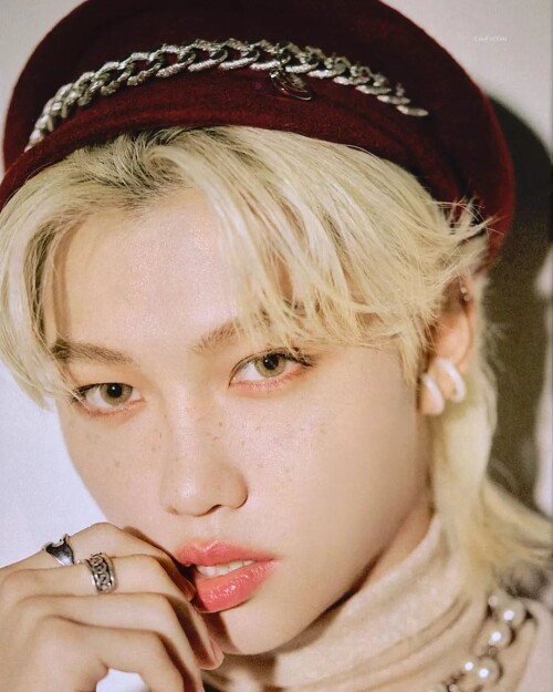 felix straykids 252132738 1344349139336573 6725631018227239222 n (2)