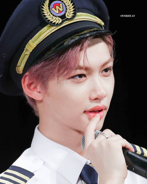 felix straykids 74982532 149989242965538 1925628010491359091 n (2)