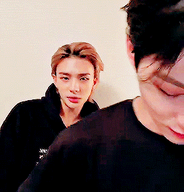 JyH11k.gif