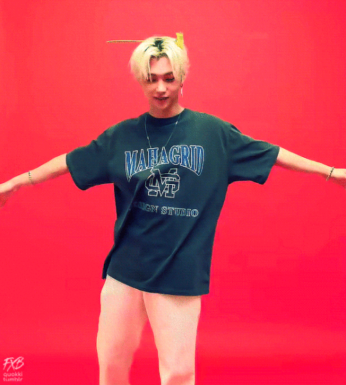 JyHnpF.gif