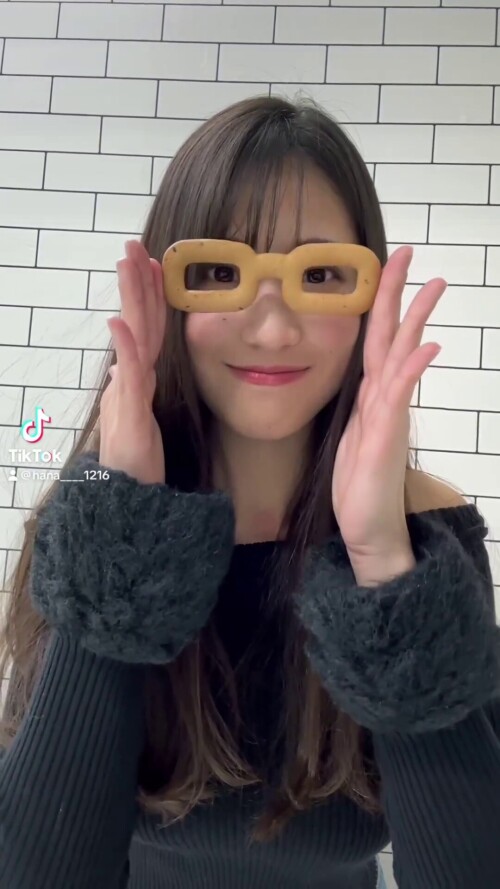 Hana Okamoto 1699