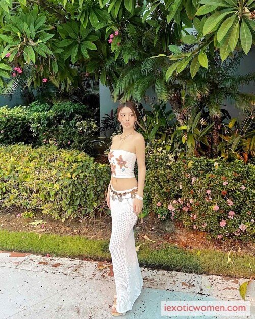 Sherry Xia 580