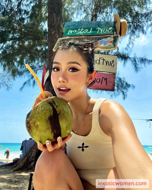 Sherry Xia 697