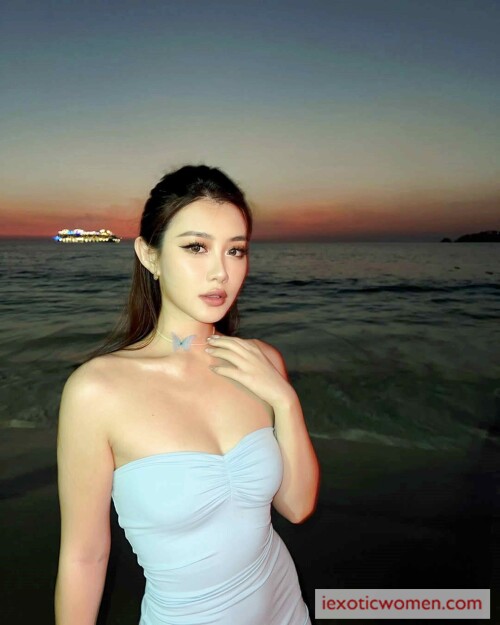 Sherry Xia 690