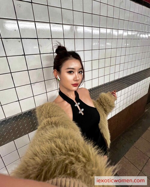 Sherry Xia 790
