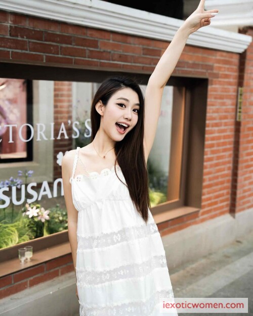 Sherry Xia 749