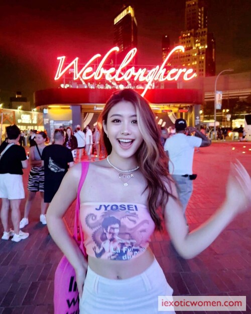 Sherry Xia 1742