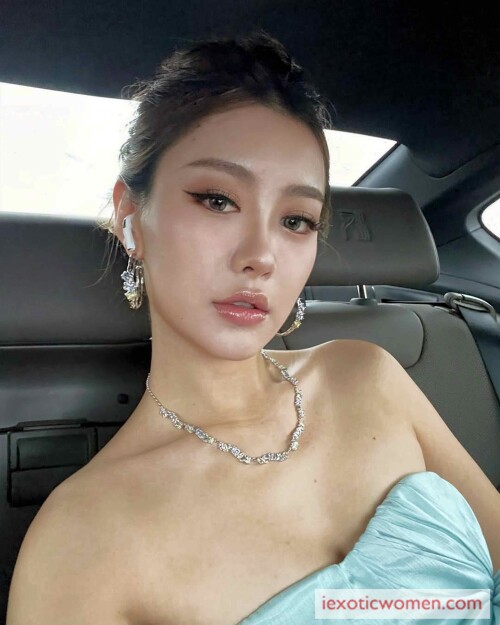 Sherry Xia 1012