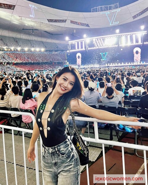 Sherry Xia 1020