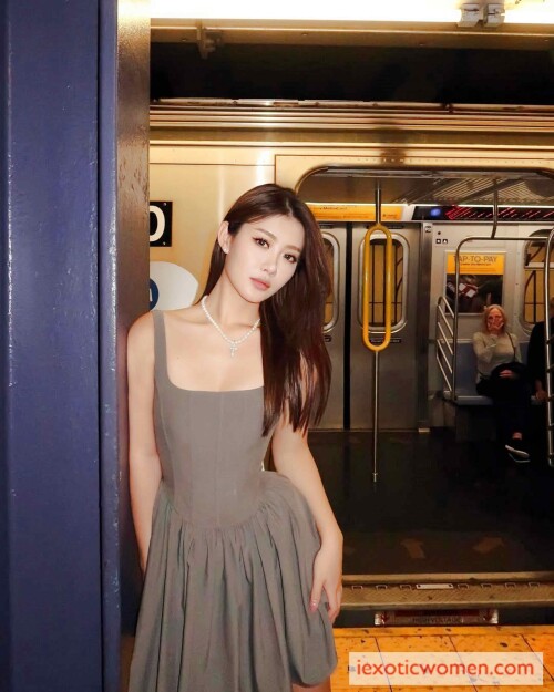 Sherry Xia 1250