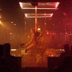 MESQkZ.gif