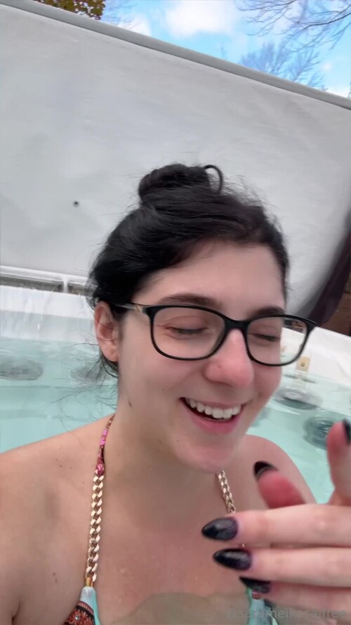 MZWFU9.mp4