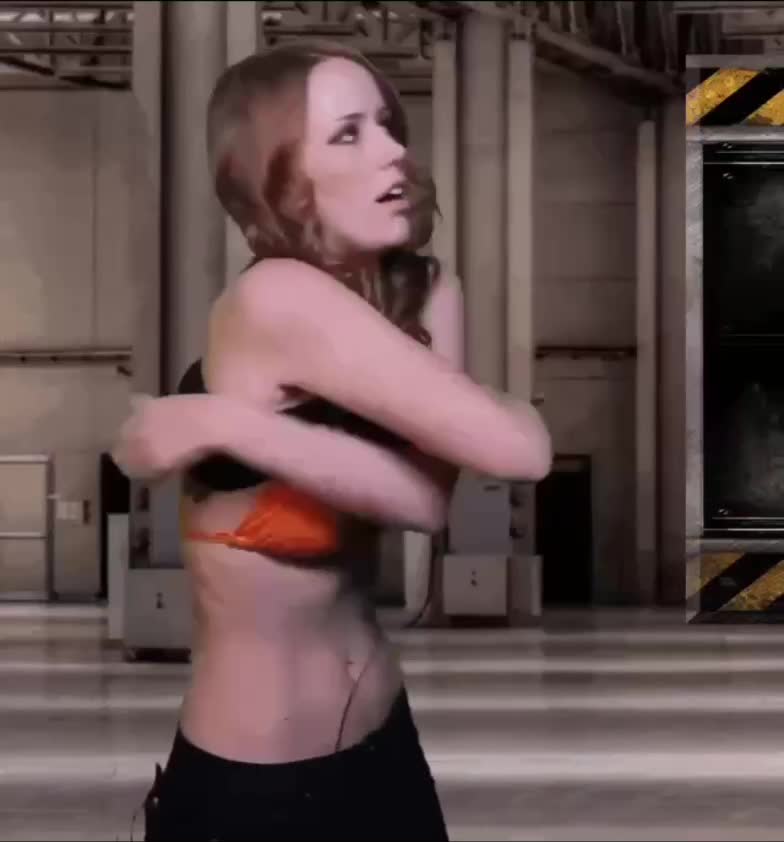 MzmuwM.mp4