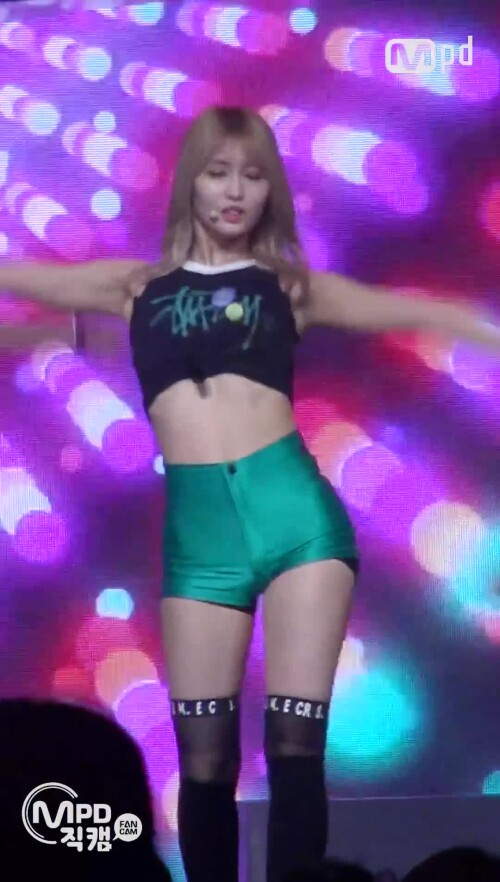NFWWyD.webm