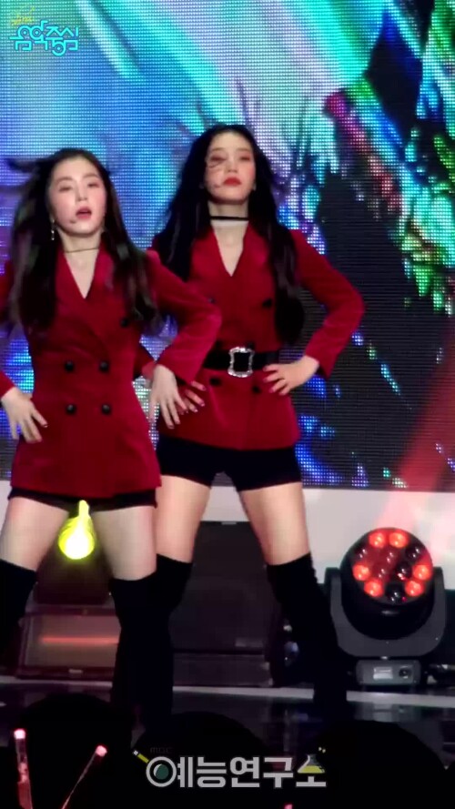NFgk5o.webm
