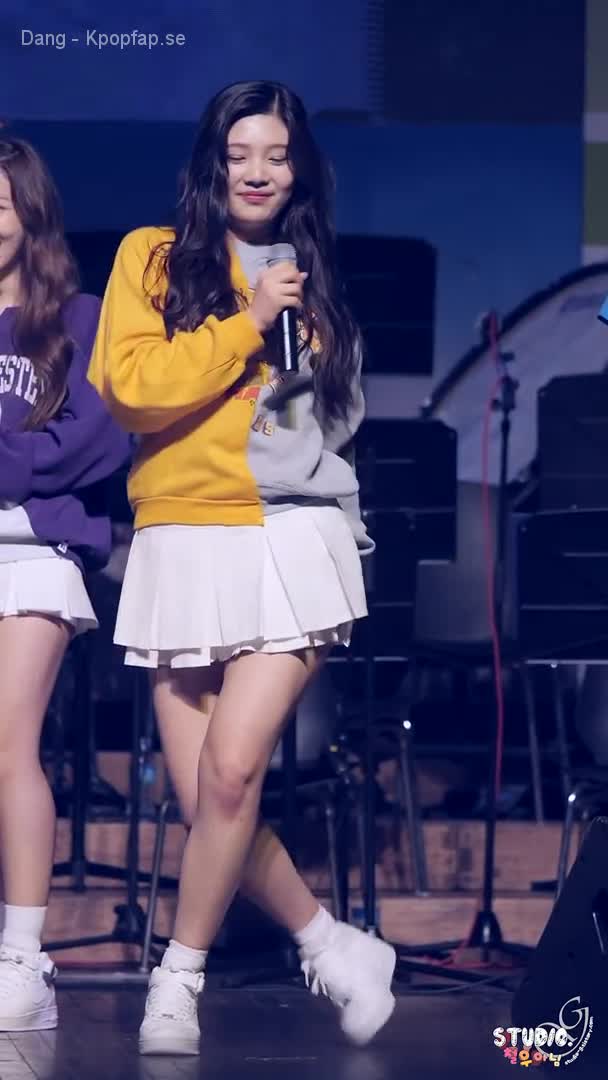 NFgnWM.webm