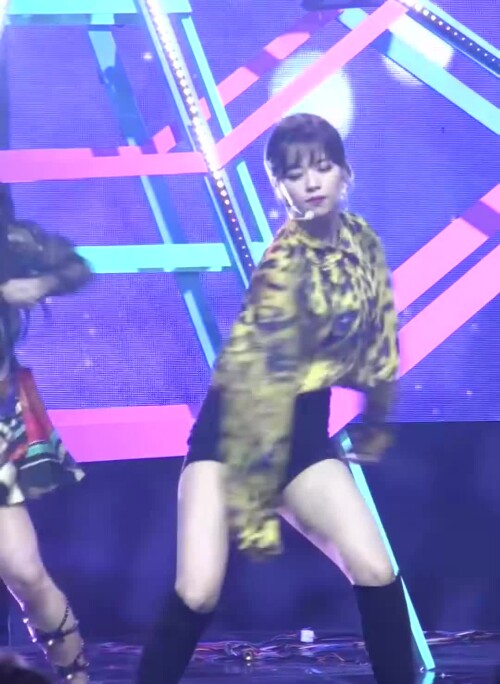 NFjOBb.webm