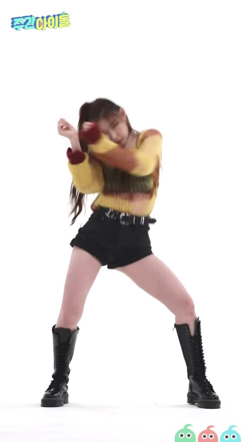 NFteea.webm