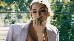 NRw7xZ.gif