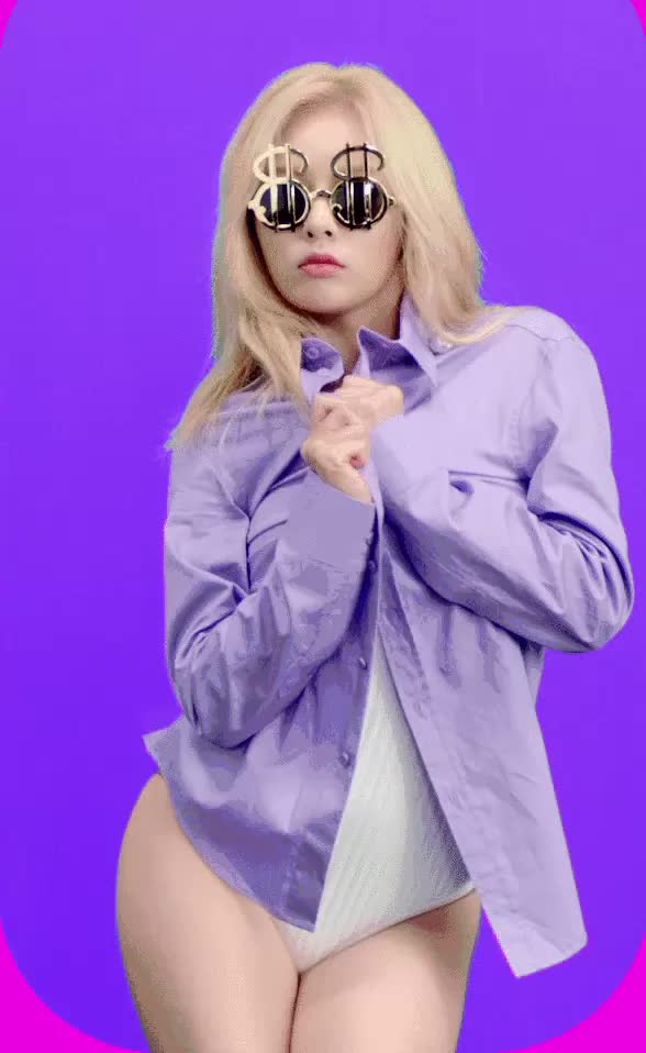 NfhmxZ.webm