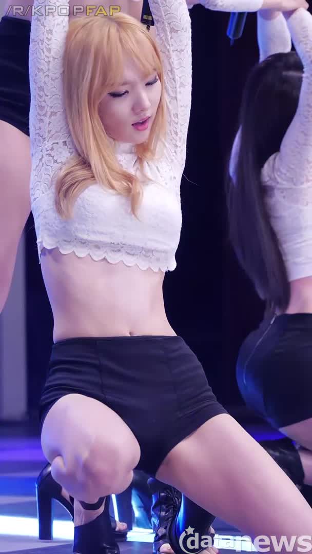 NfxDck.webm