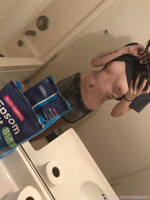 SZZQk7.jpg