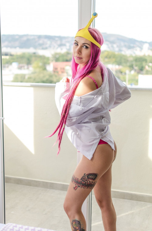 Beautiful Suicide GIrl Babilina Bubbline (6) iPhone high resolution retina image