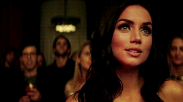 V19YE5.gif
