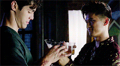 V4GD51.gif