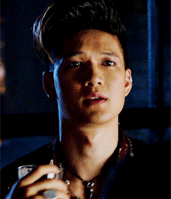 V4aBk1.gif