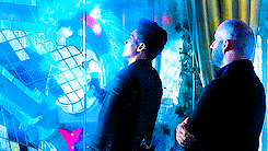V4arG0.gif