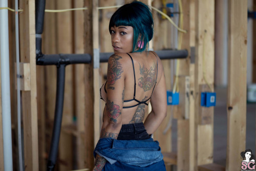 Beautiful Sexy Suicide Girl Sinopa Writing On The Walls010 High resolution iPhone retina image