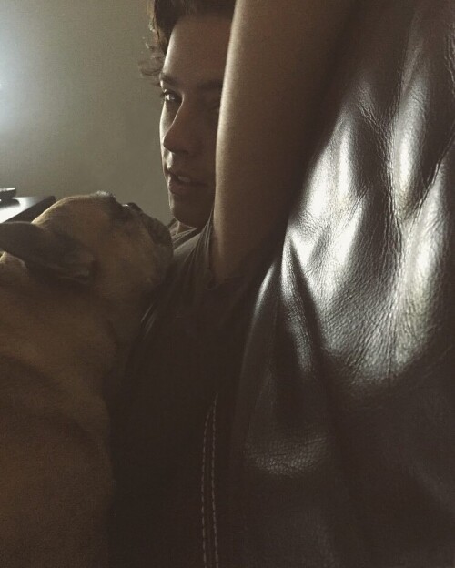 Chrissy Los Angeles on Instagram “She loves her brother 😍 she loves him no matter how stinky he is 😜