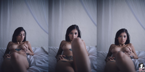Download Beautiful Suicide Girl Coralinne La Petite Mort (25) High resolution lossless image