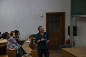 Wl23Hi.jpg