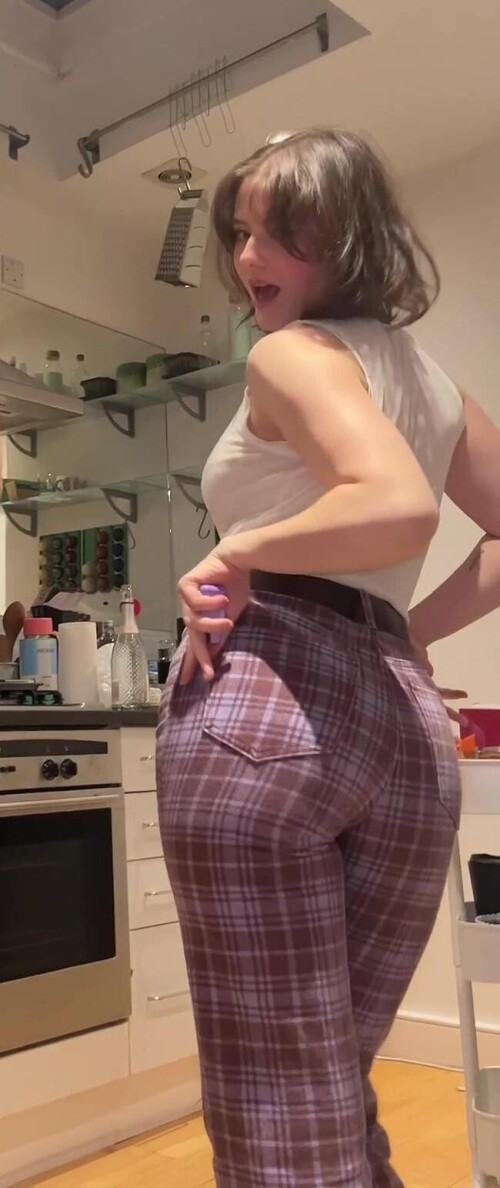 YRjayM.jpeg