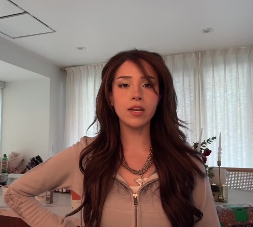 YYc4Qi.webm