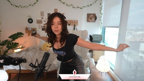 YYcMQ7.webm