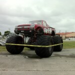 Z3x4OD