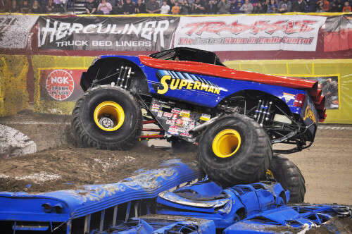 superman 18 5407939250 o