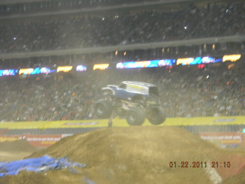 monster jam 2011 01 22 2011 80 5380791261 o