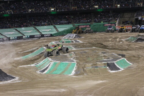 ZzVwNm.jpg