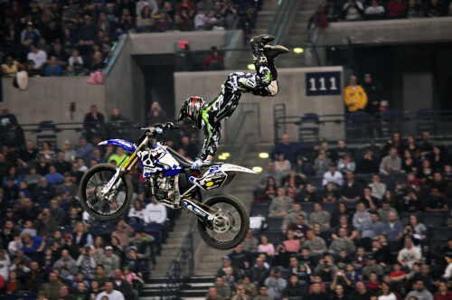 moto 11 5407272487 o