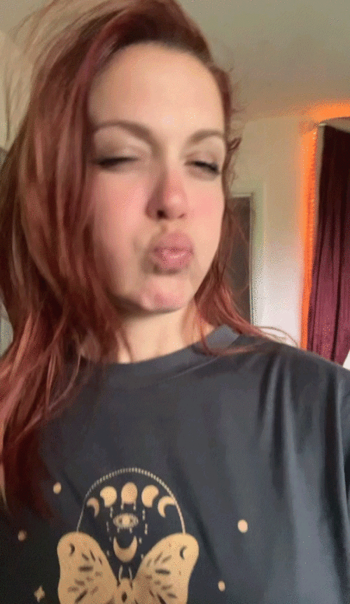 dDp3Mi.gif