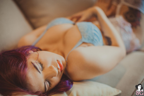 Beautiful Suicide GIrl 666evelyn Born to be Wild 11 iPhone high resolution retina image