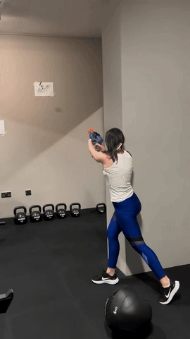 eiv3QP.gif