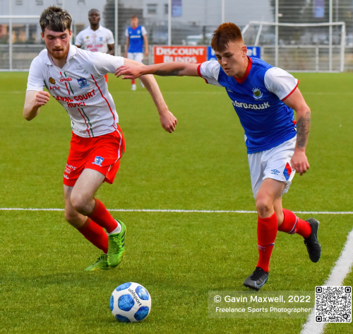 Linfield Swifts Vs Newry City Reserves 02