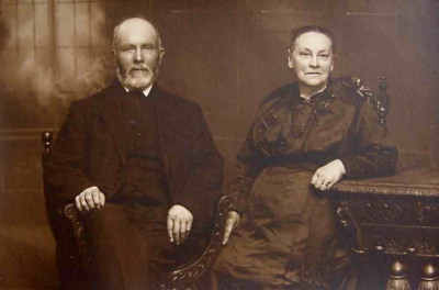 1880 TO 1921 BIB'S MOTHER AND FATHER
